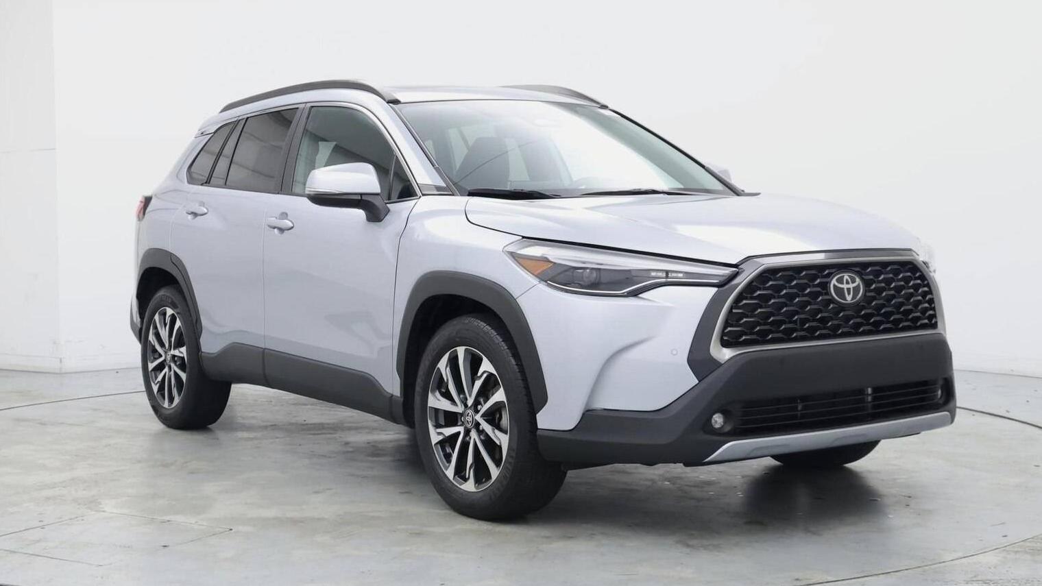 TOYOTA COROLLA CROSS 2023 7MUDAAAG4PV055029 image